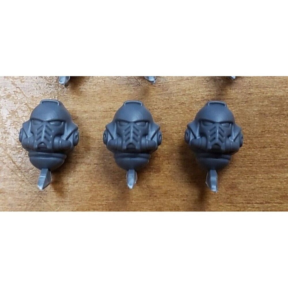 Warhammer 40k Space Marine Bits Primaris Intercessor Heads x5 Set - HELMET - Picture 5 of 6